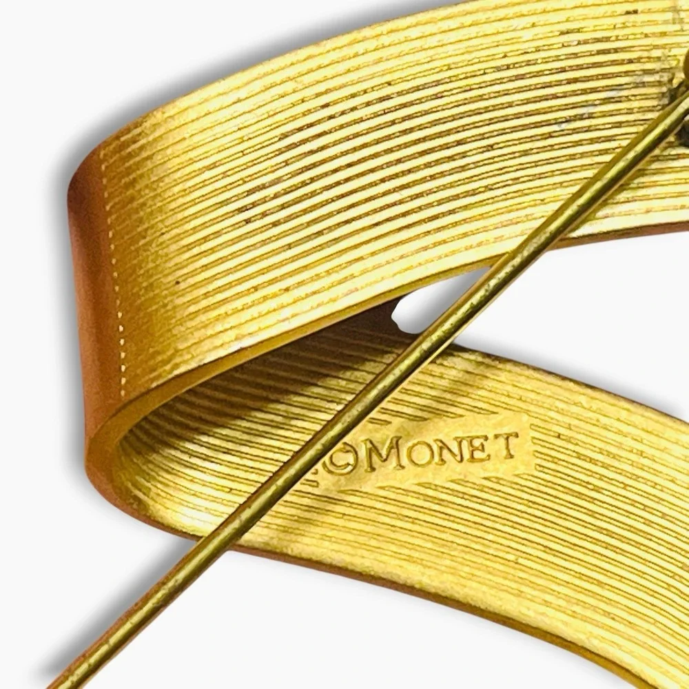 MONET Signed 3 In Gold Plated Modernist Ribbon Zig Zag Brooch Vintage 70s 80s